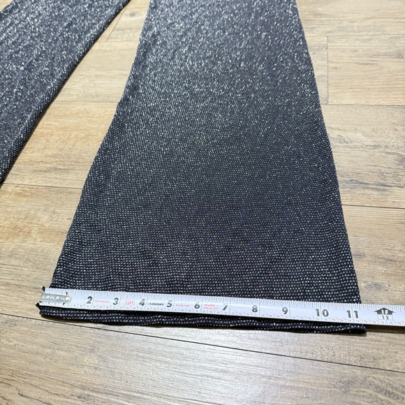 NWOT Boohoo Silver Glitter Wide Leg Pants Size 8, Metallised Fibre Pants - Picture 9 of 13